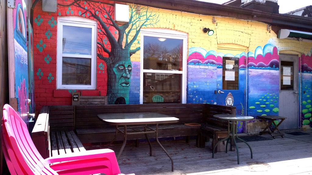 The Only Backpacker'S Inn (Adults Only) Toronto Esterno foto