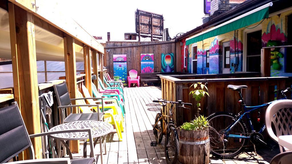 The Only Backpacker'S Inn (Adults Only) Toronto Esterno foto